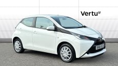 Toyota Aygo 1.0 VVT-i X-Play 5dr Petrol Hatchback